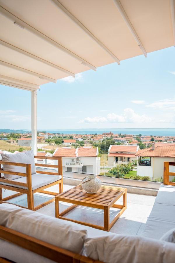 Holiday home Tris *