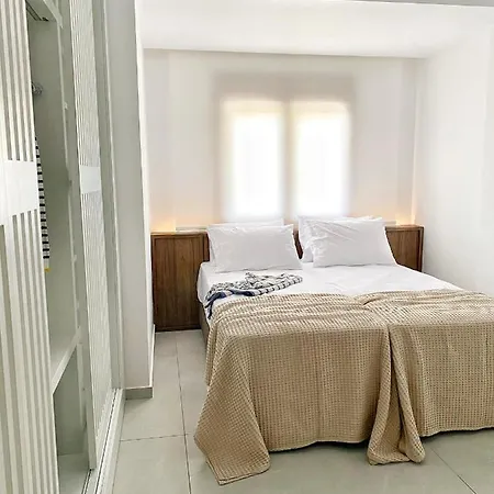 Tris Villa Nikiti  Exterior photo